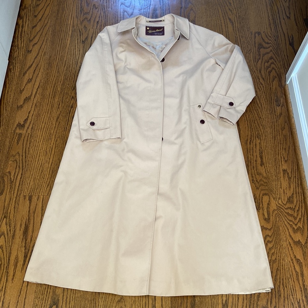 Etienne Aigner Cream Trench Coat